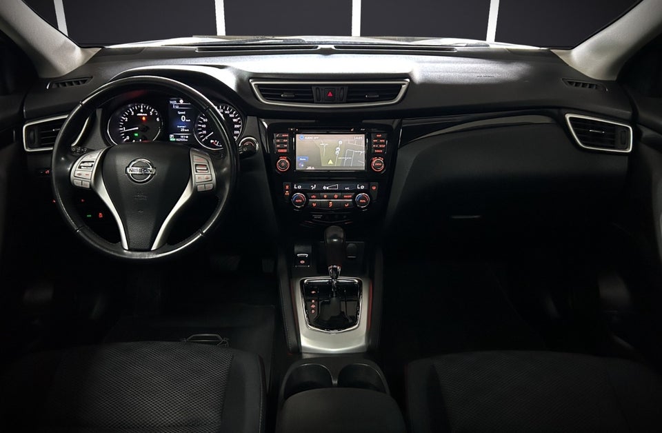 Nissan Qashqai 1,2 Dig-T 115 N-Connecta X-tr. 5d