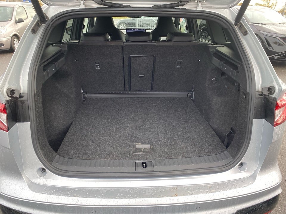 Skoda Enyaq 80x iV Plus 5d