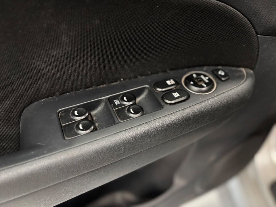 Hyundai i30 1,6 CRDi 90 Blue Drive CW 5d