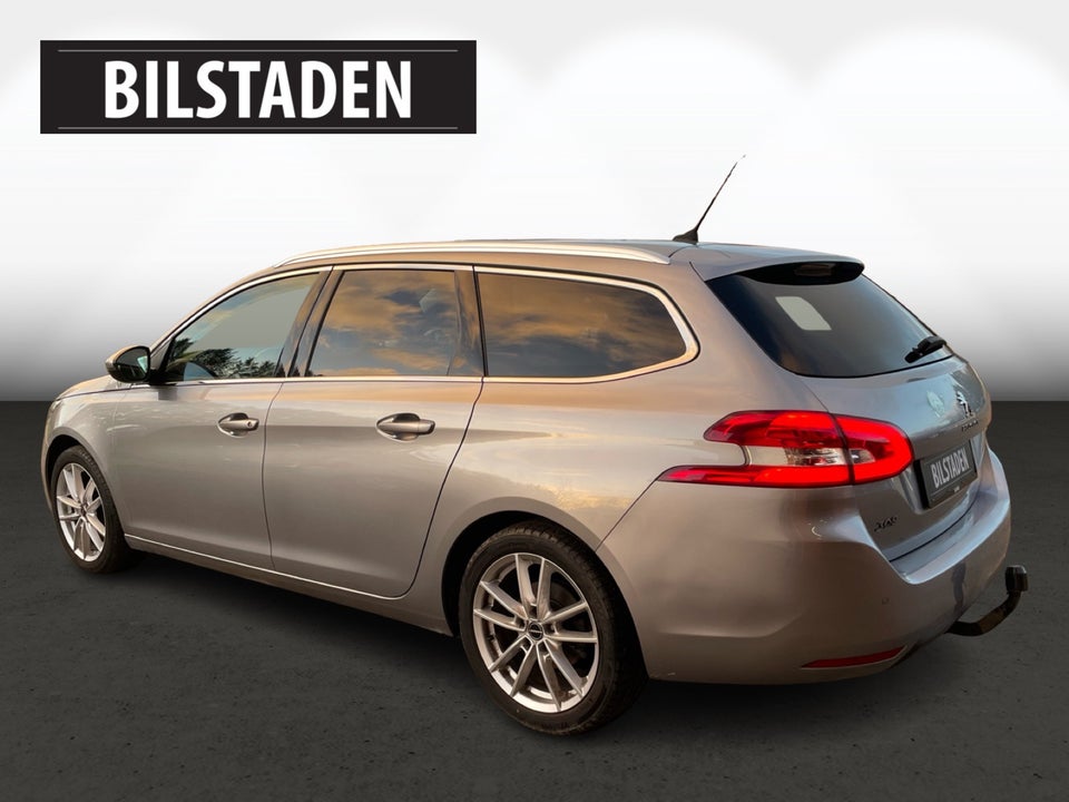 Peugeot 308 1,6 BlueHDi 120 Allure SW 5d