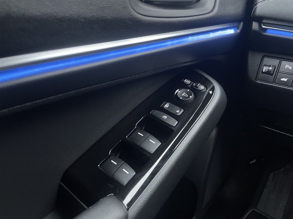 Honda e:Ny1 Advance 5d