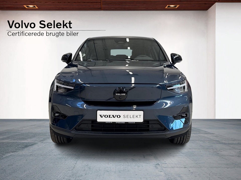 Volvo EC40 Extended Range Black Edition 5d