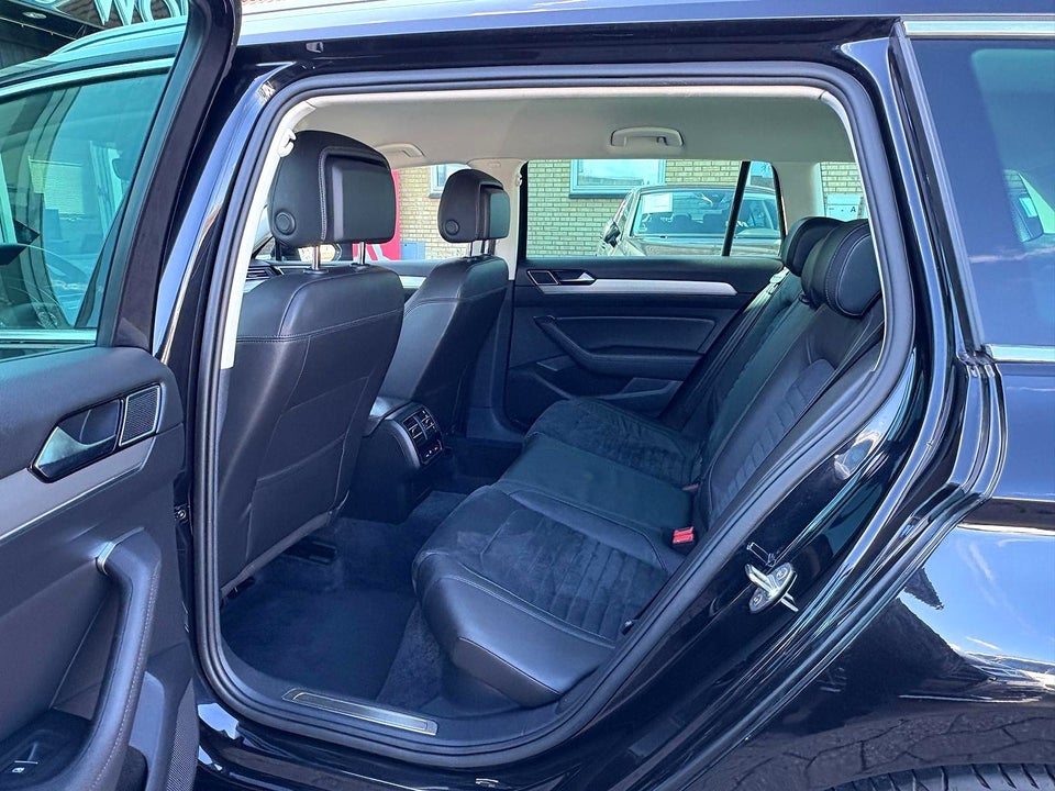 VW Passat 2,0 TSi 280 Highline Variant DSG 4Motion 5d