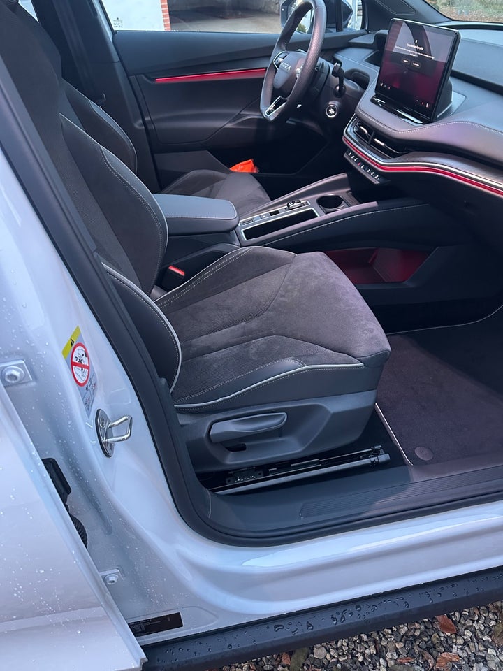 Skoda Elroq 60 iV Sportline 5d