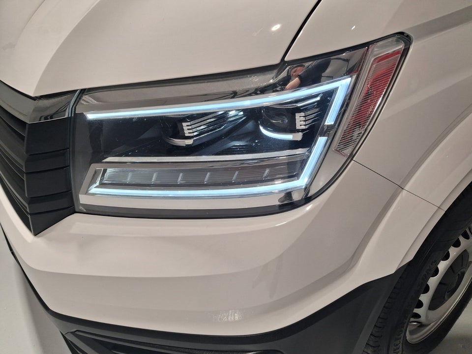 VW Crafter 35 2,0 TDi 177 Kassevogn L3H3