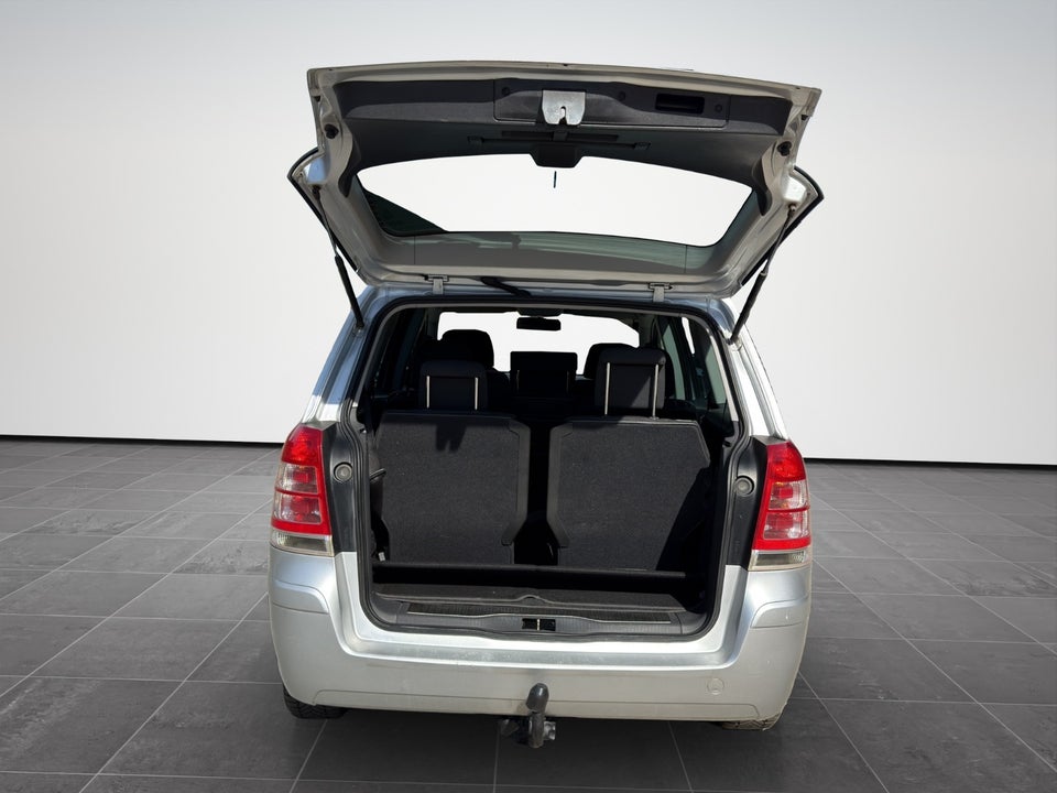 Opel Zafira 1,8 16V Limited 7prs 5d