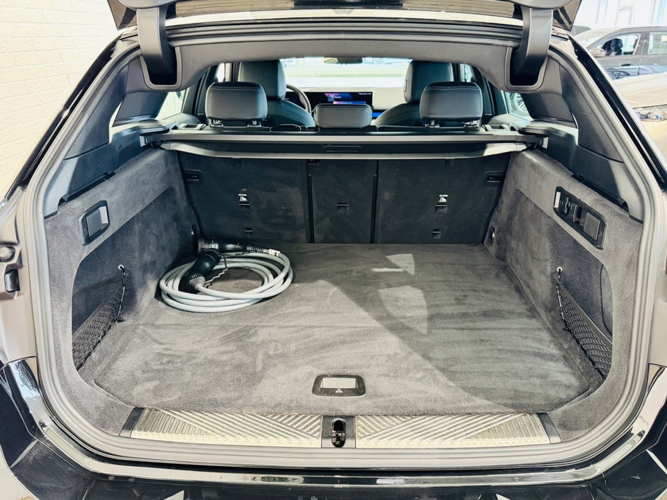 BMW i5 eDrive40 Touring M-Sport 5d