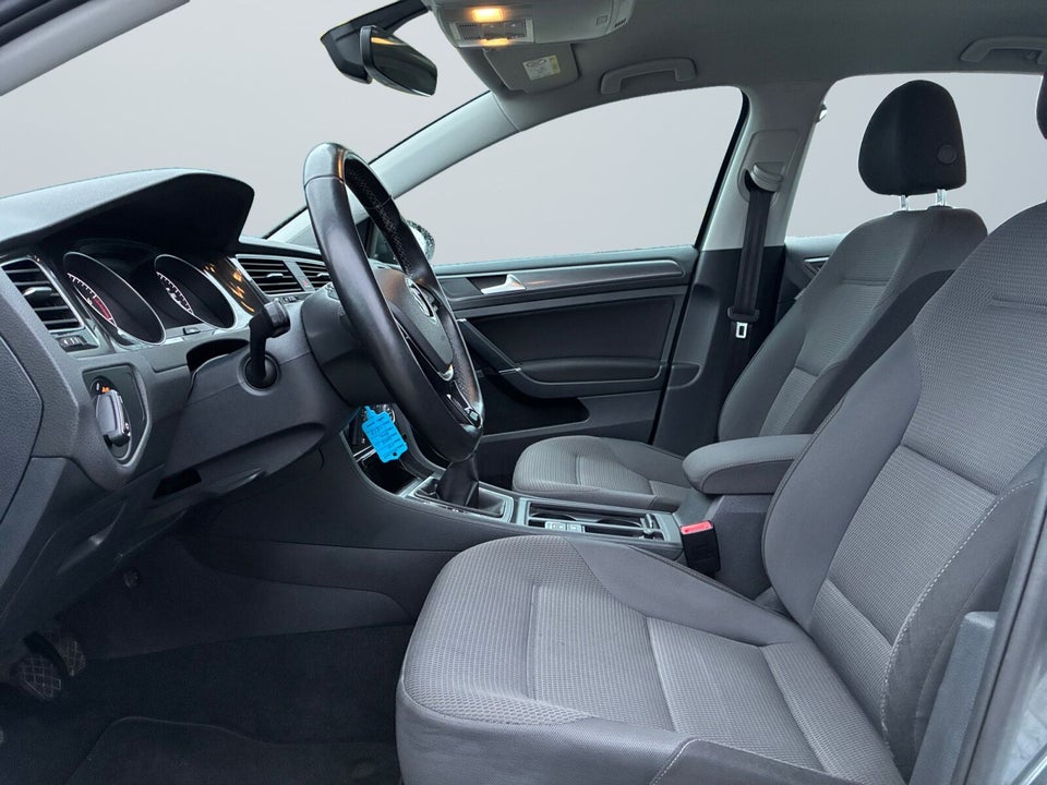 VW Golf VII 1,4 TSi 125 Comfortline BMT 5d