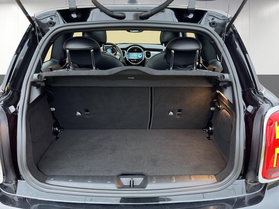 MINI Cooper SE Younique Trim 3d