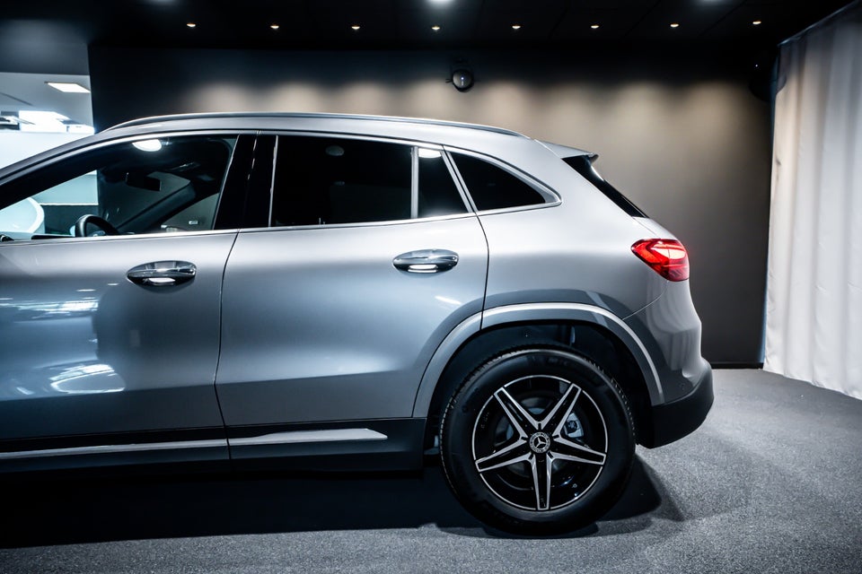 Mercedes EQA250+ AMG Premium 5d