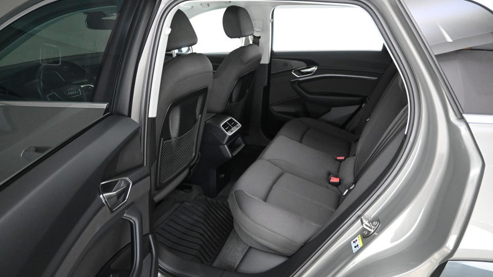 Audi Q8 e-tron 55 Prestige quattro 5d