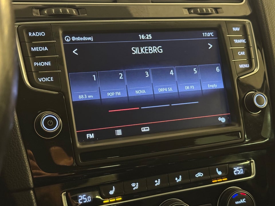 VW Golf VII 1,4 TSi 140 Highline DSG BMT 5d