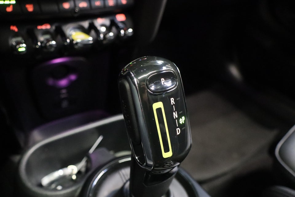 MINI Cooper SE Edition Premium Plus 3d