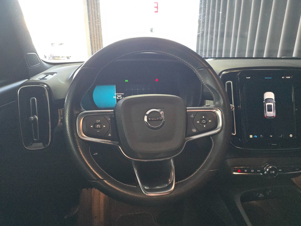 Volvo XC40 P8 ReCharge Twin R-Design 5d