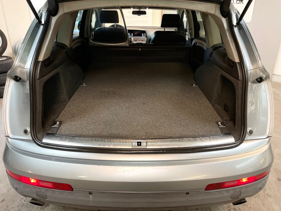 Audi Q7 3,0 TDi quattro Tiptr. Van 5d