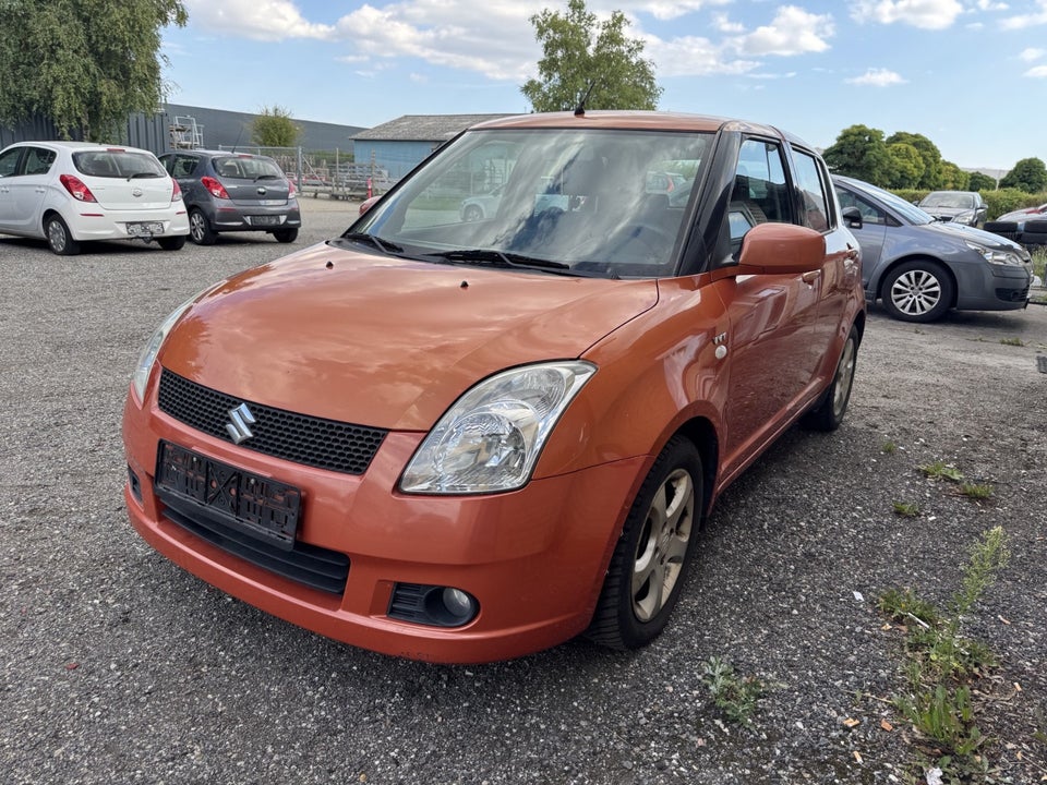 Suzuki Swift 1,5 GLX 5d