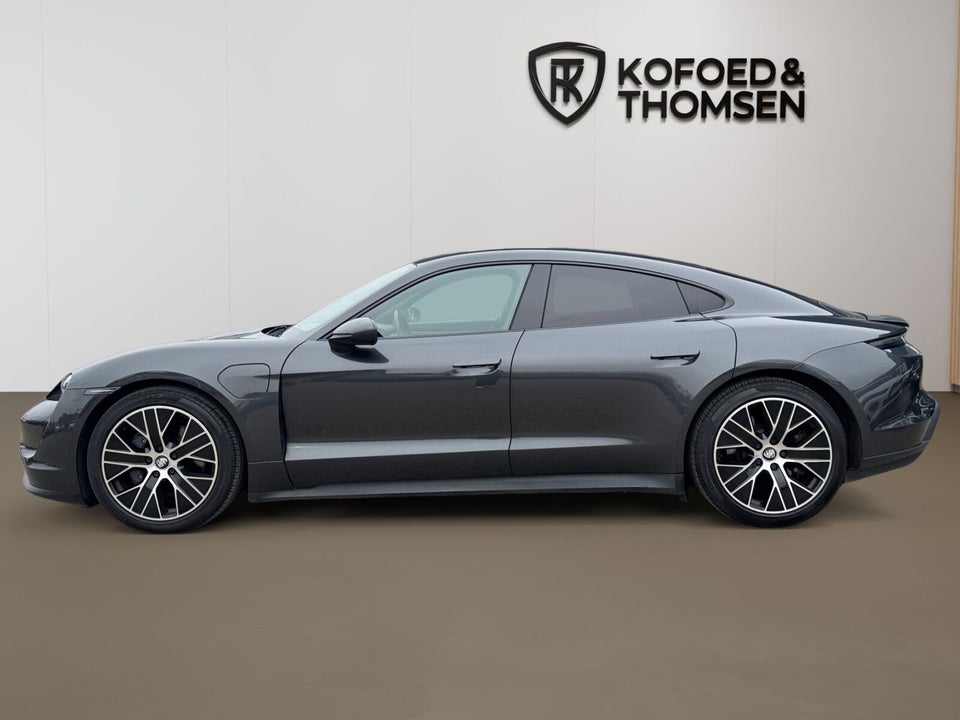Porsche Taycan 4d