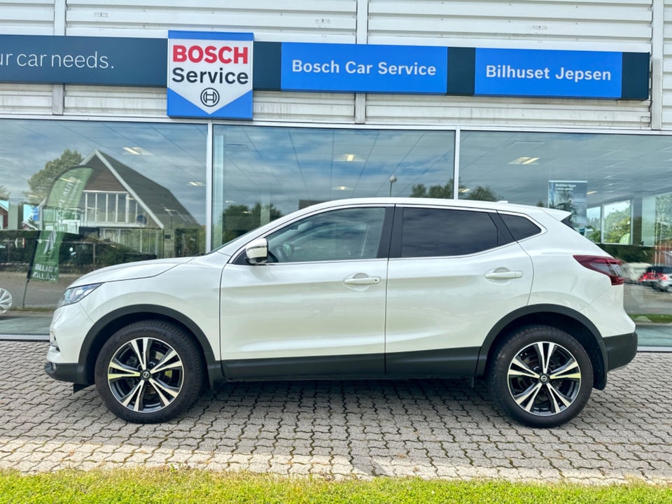 Nissan Qashqai 1,3 Dig-T 160 N-Connecta DCT 5d