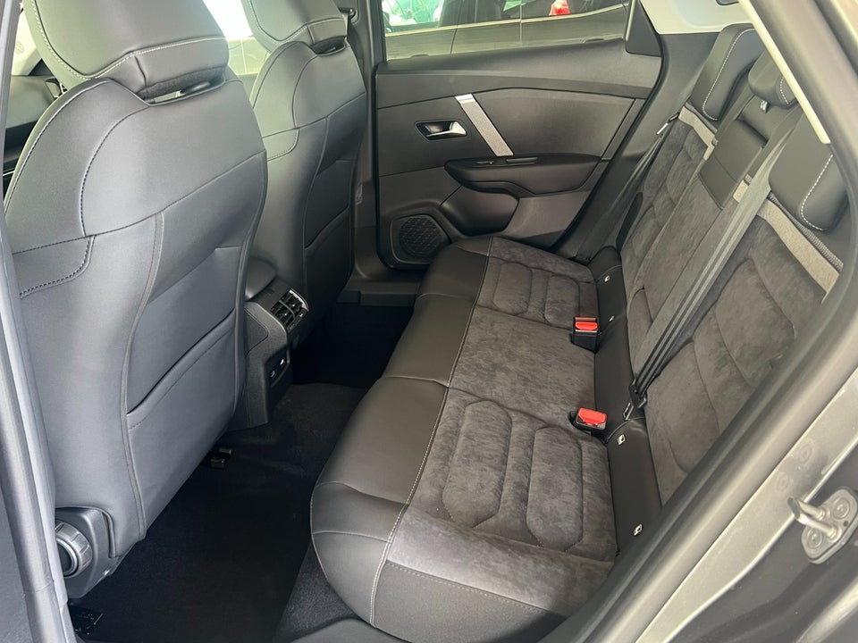 Citroën ë-C4 X 50 Max 4d