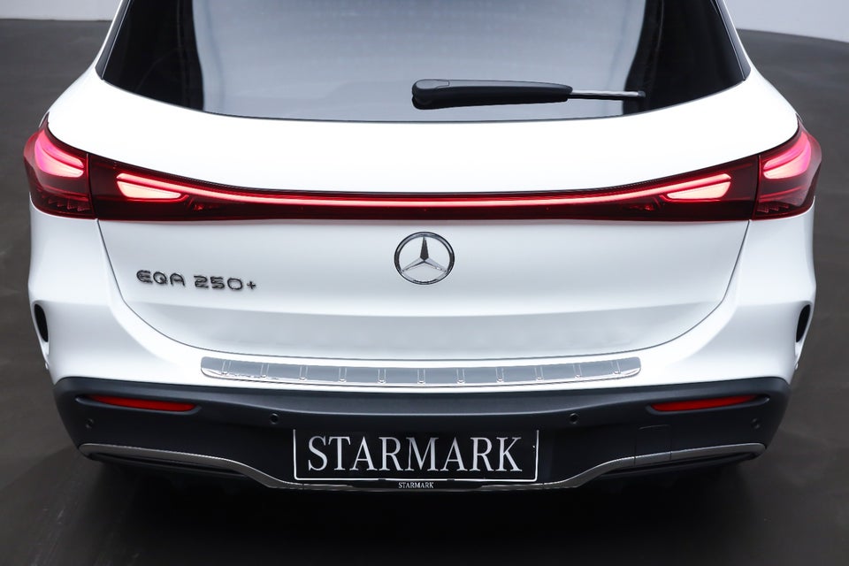 Mercedes EQA250+ AMG Premium 5d