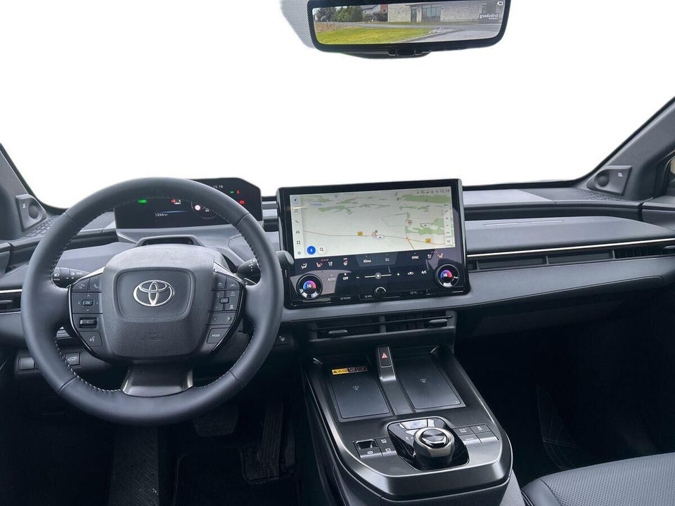 Toyota bZ4X Executive 5d