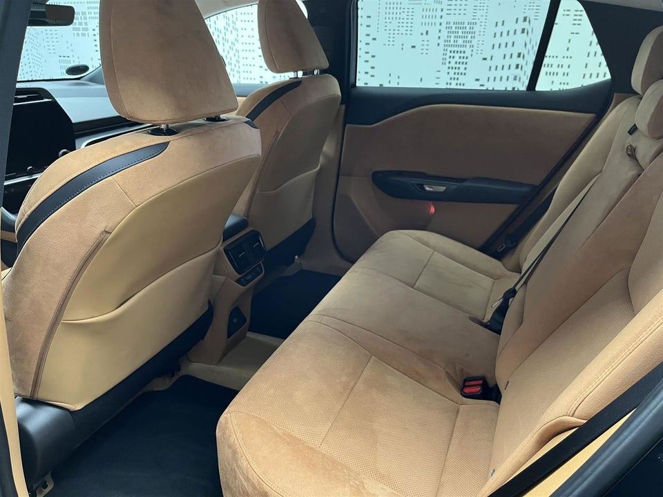 Lexus RZ450e Luxury 5d