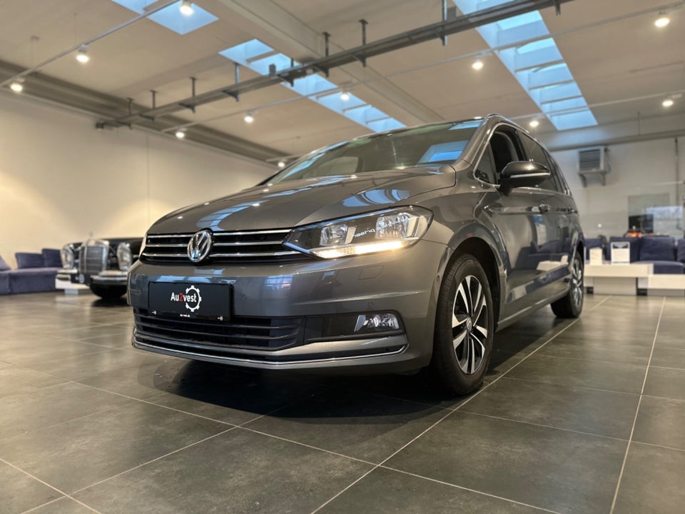 VW Touran 1,6 TDi 115 IQ.Drive DSG 7prs 5d