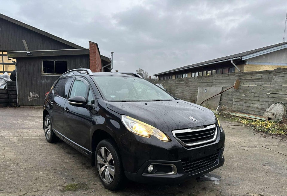 Peugeot 2008 1,2 VTi 82 Access 5d