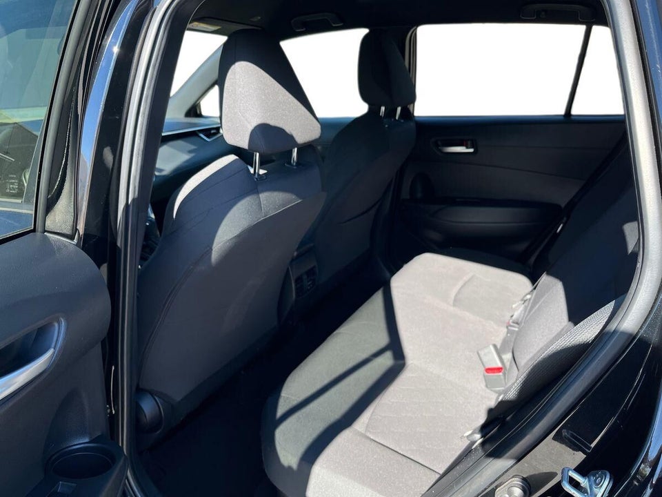 Toyota Corolla Cross 2,0 Hybrid Style CVT 5d