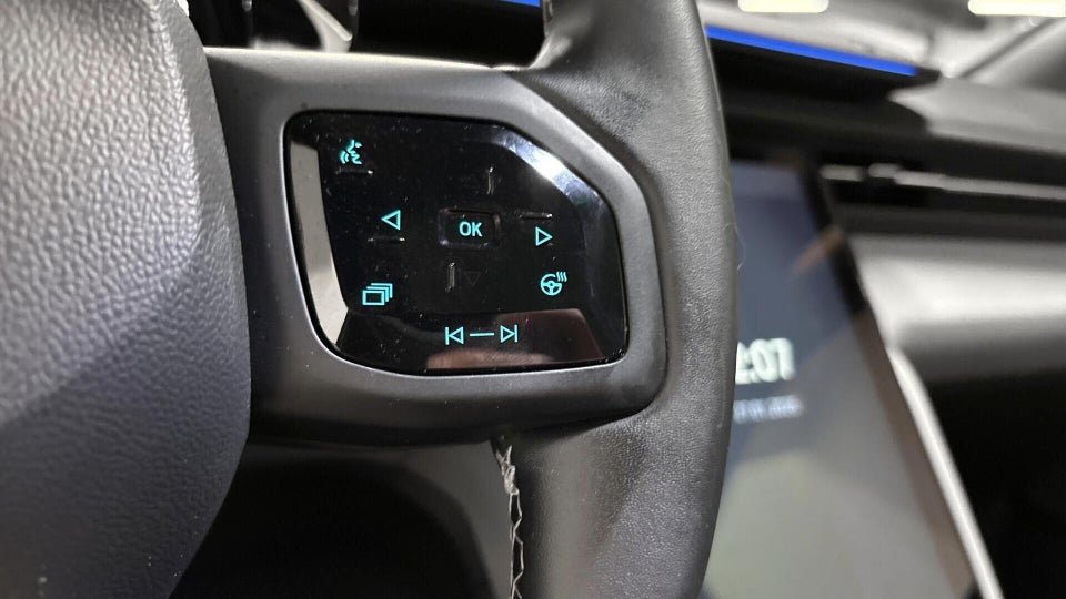 Ford Explorer 79 Premium Extended Range AWD 5d