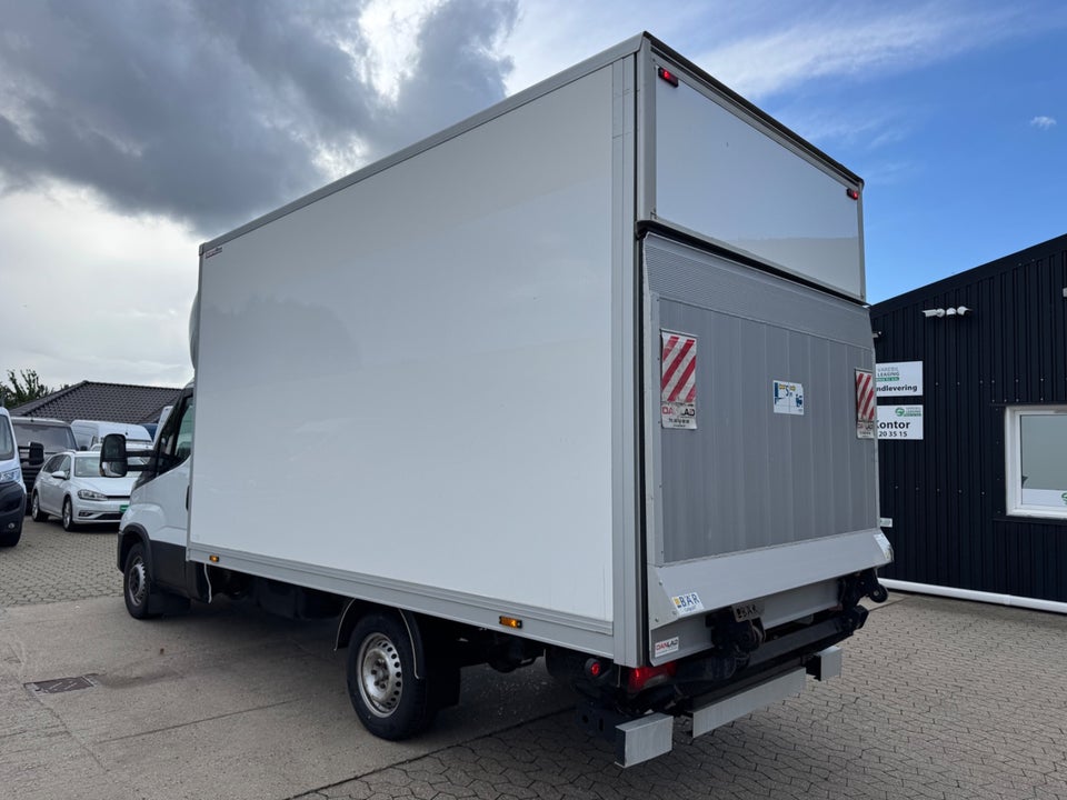 Iveco Daily 2,3 35S14 Alukasse m/lift AG8 2d