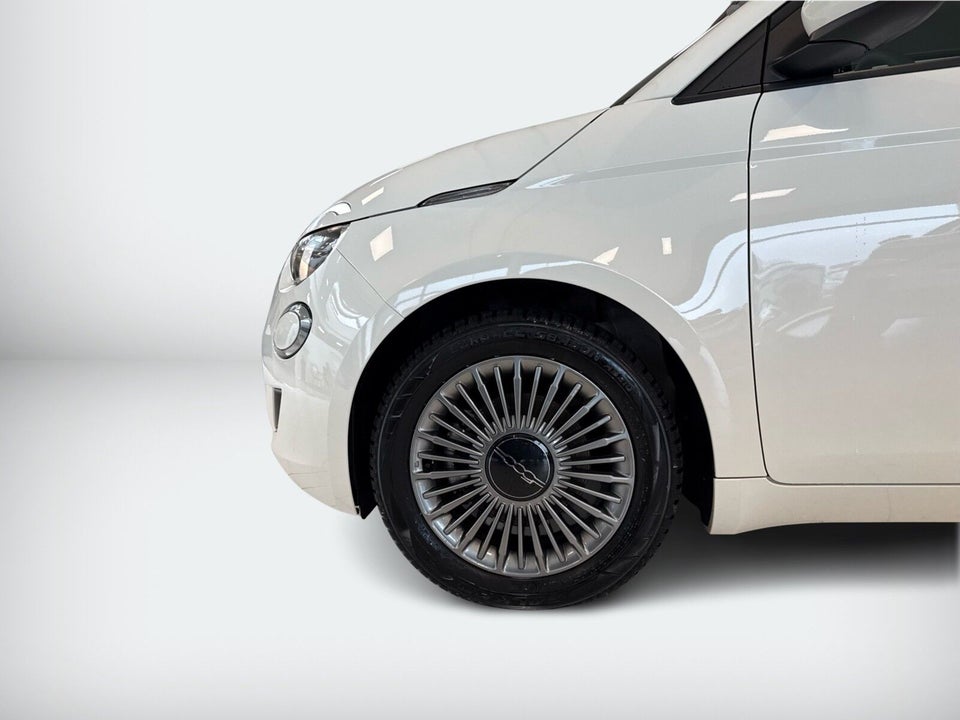 Fiat 500e 42 Icon 3d