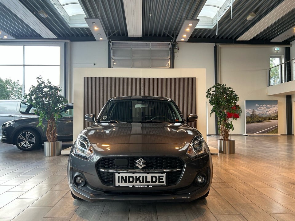 Suzuki Swift 1,2 mHybrid Exclusive CVT 5d