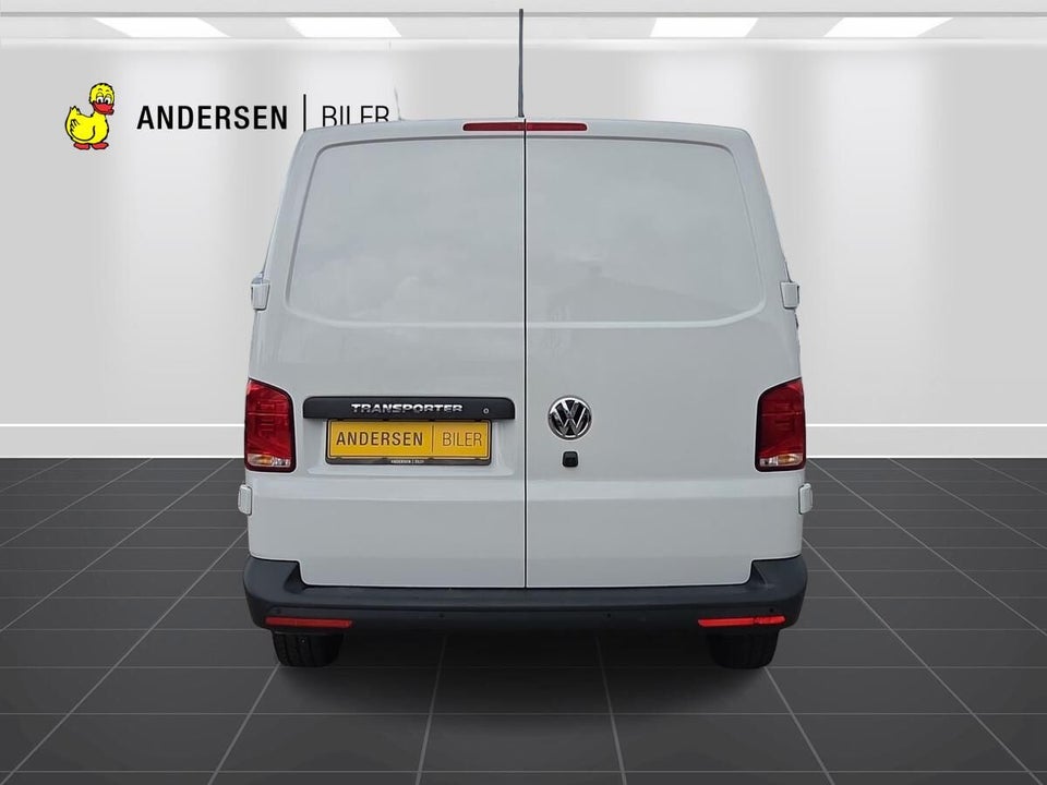 VW Transporter 2,0 TDi 150 Kassevogn DSG kort