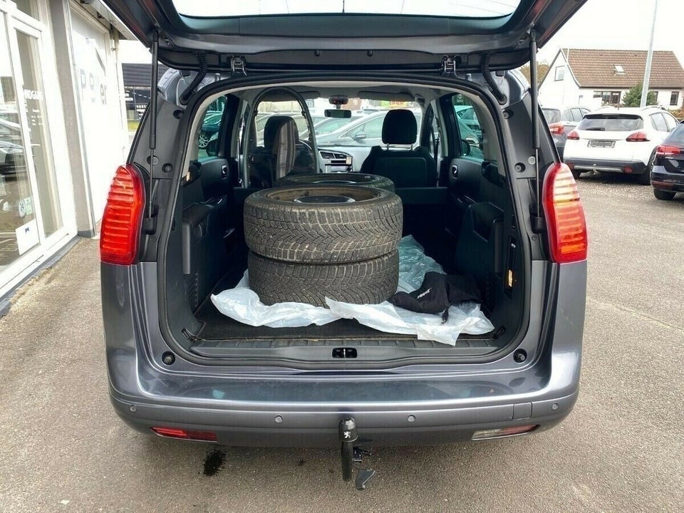 Peugeot 5008 2,0 HDi 150 Style Van 5d