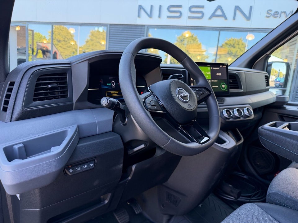 Nissan Interstar 87 L3H2 N-Connecta Van