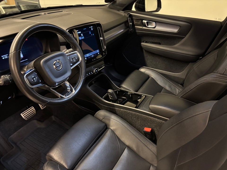 Volvo XC40 P8 ReCharge Twin Pro 5d