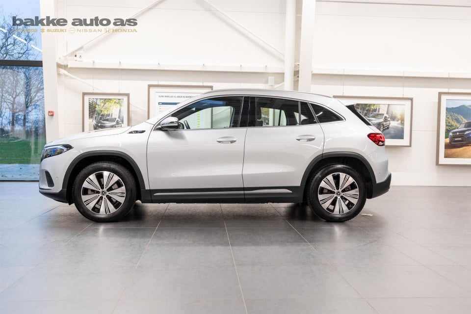 Mercedes EQA300 Progressive 4Matic 5d