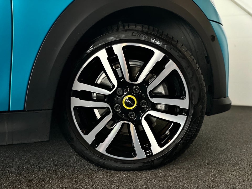 MINI Cooper SE Maximise 3d