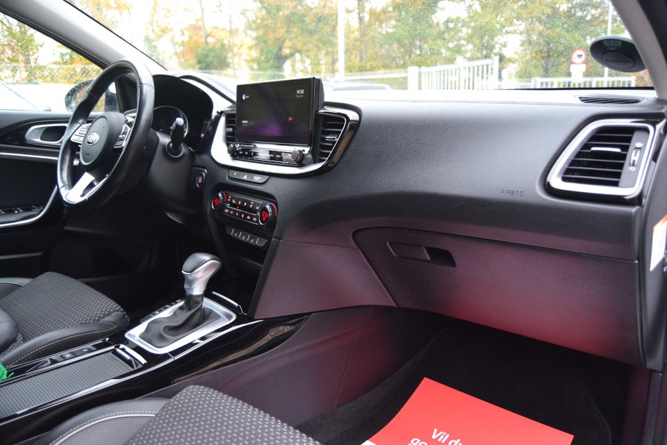 Kia Ceed 1,6 PHEV Upgrade Intro SW DCT 5d