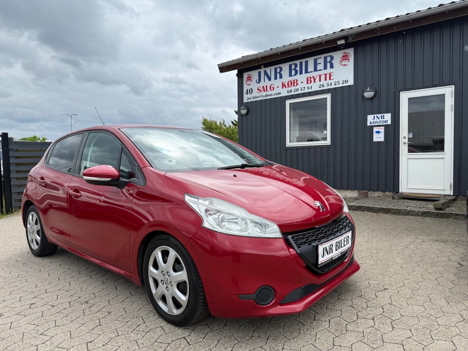 Peugeot 208 1,2 VTi Active 5d