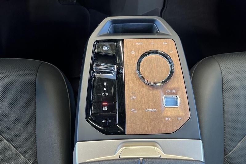 BMW iX xDrive40 Sport 5d