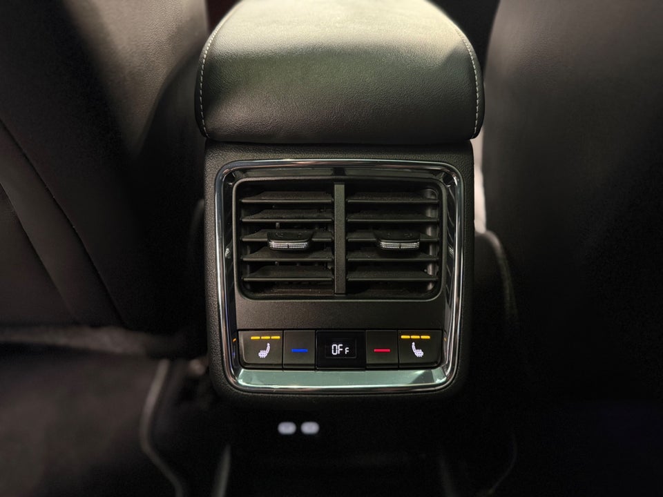 Skoda Enyaq 80 iV Sportline Maxx 5d