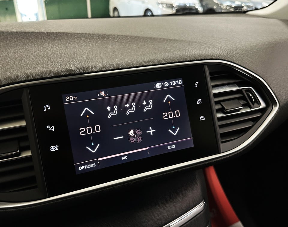 Peugeot 308 1,5 BlueHDi 130 Selection Sky SW 5d