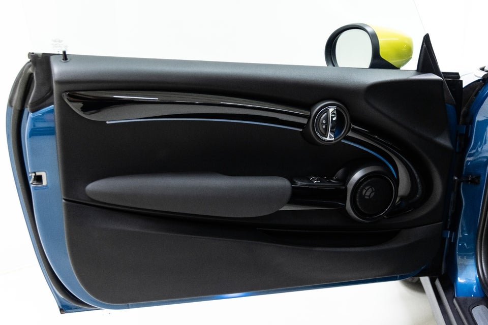 MINI Cooper SE Edition Premium Plus 3d