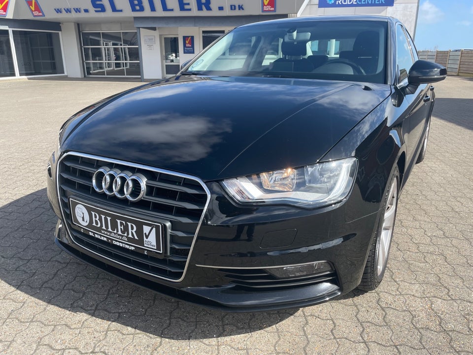 Audi A3 2,0 TDi 150 Ambition 4d