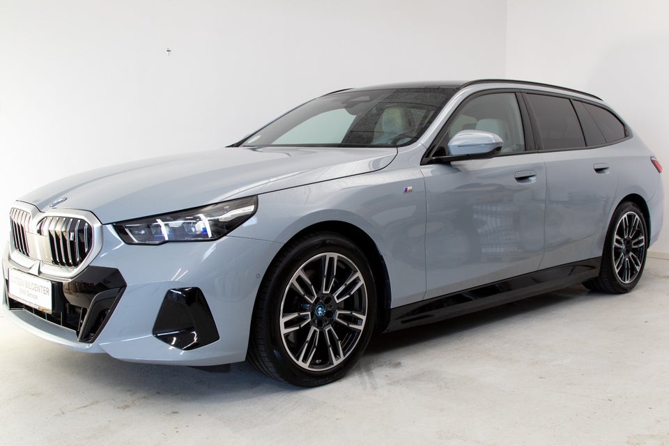 BMW i5 eDrive40 Touring M-Sport 5d