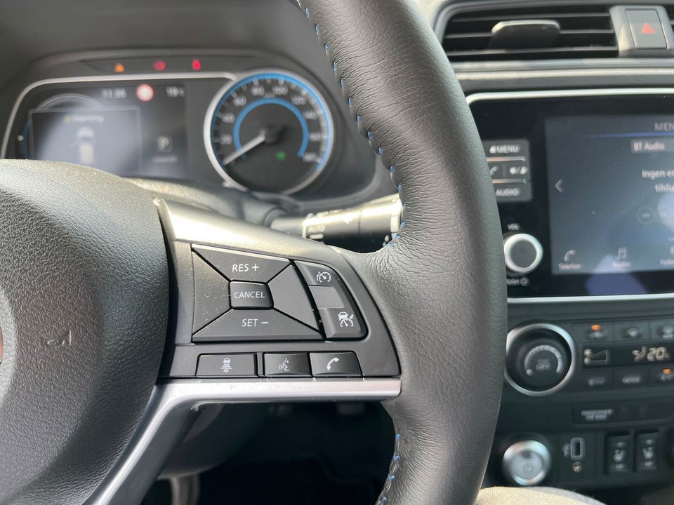 Nissan Leaf 39 Acenta 5d