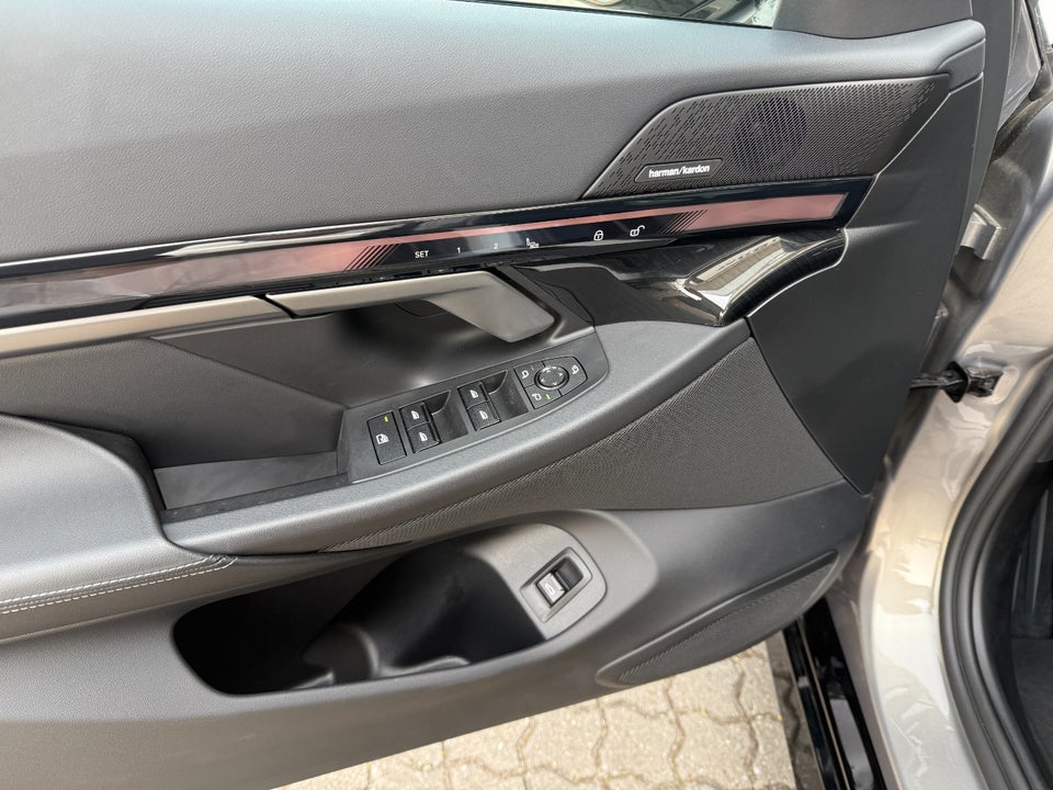 BMW i5 eDrive40 Touring Fully Charged 5d