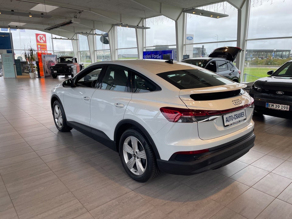 Audi Q4 e-tron 40 Advanced Sportback 5d